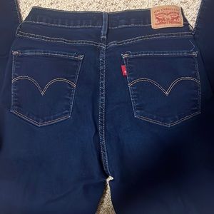 Levi jeans